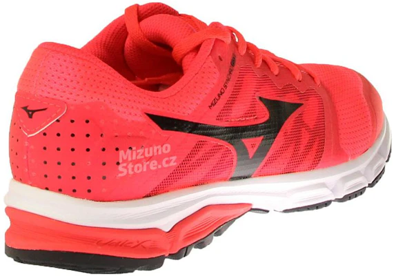 Mizuno Synchro Md 2 Lage Sneakers Slijtvast Rood J1GF171809 Lookbook Mizuno Synchro Md 2 Lage Sneakers Slijtvast Rood J1GF171809