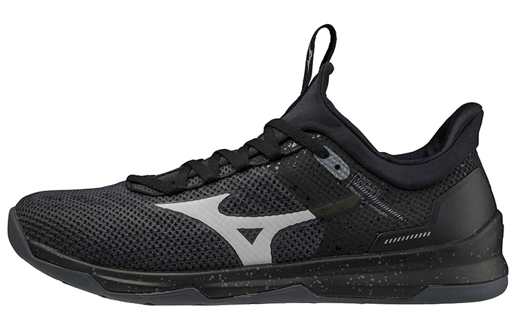 Mizuno Tc-11 Low Tops Training Shoe Black White 31GC210109