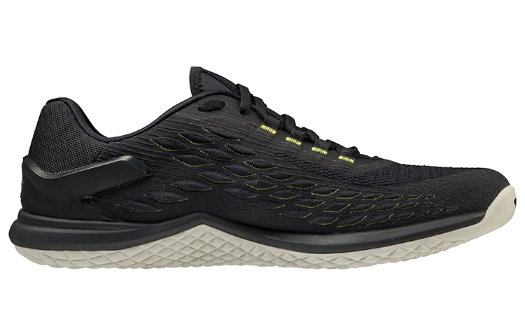 Order Mizuno TF-01 ''Noir Jaune'' 31GC201017