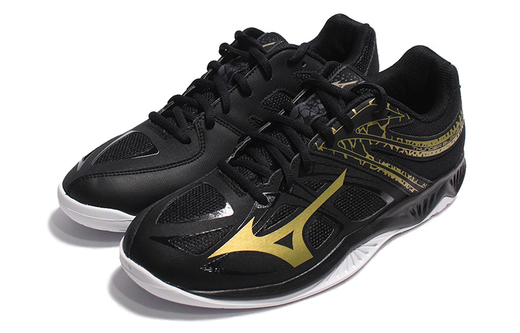 Lookbook 美津浓雷霆之刃二代 '黑金'篮球鞋 V1GA197052