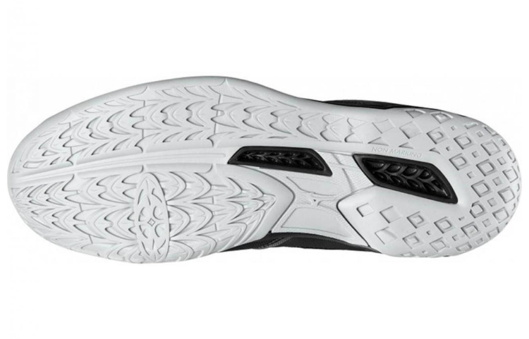 Shop Mizuno Thunder Blade 2 Mid 'Kelabu Hitam Putih' V1GA197597