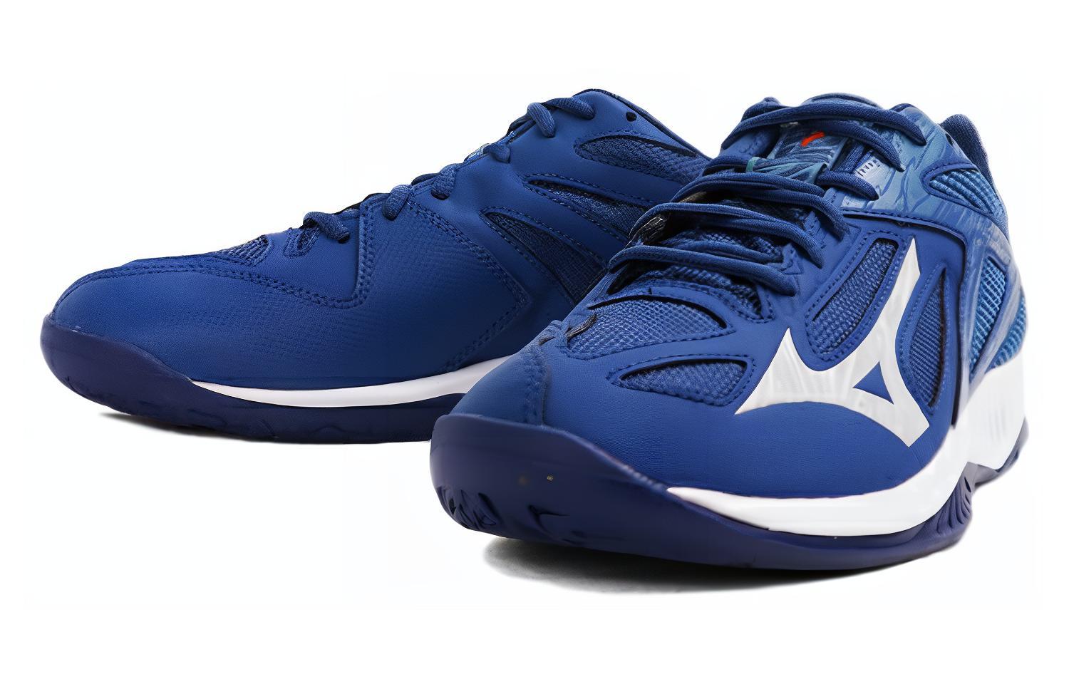 Lookbook Mizuno Thunder Blade 3 Schoenen. V1GA217021