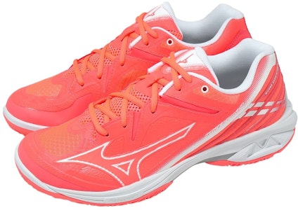 Mizuno Wave Claw 3 Wide ''Merah Coral'' 71GA244337 Lookbook Mizuno Wave Claw 3 Wide ''Merah Coral'' 71GA244337
