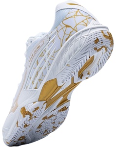 美津濃 Wave Claw Pro 耐磨防滑羽毛球鞋 男女同款 白金 Lookbook 美津濃 Wave Claw Pro 耐磨防滑羽毛球鞋 男女同款 白金