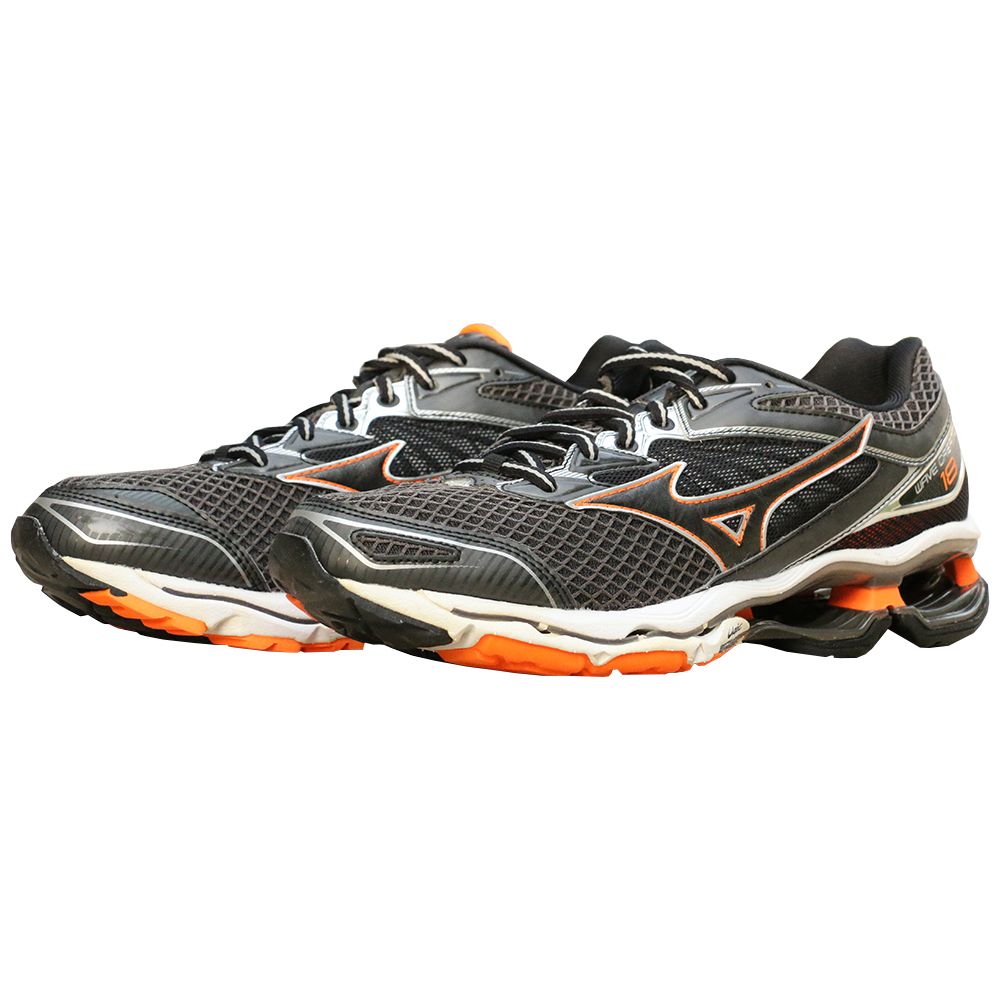 Lookbook Mizuno Wave創新18 減震防滑耐磨 低筒 跑步鞋 黑橙白