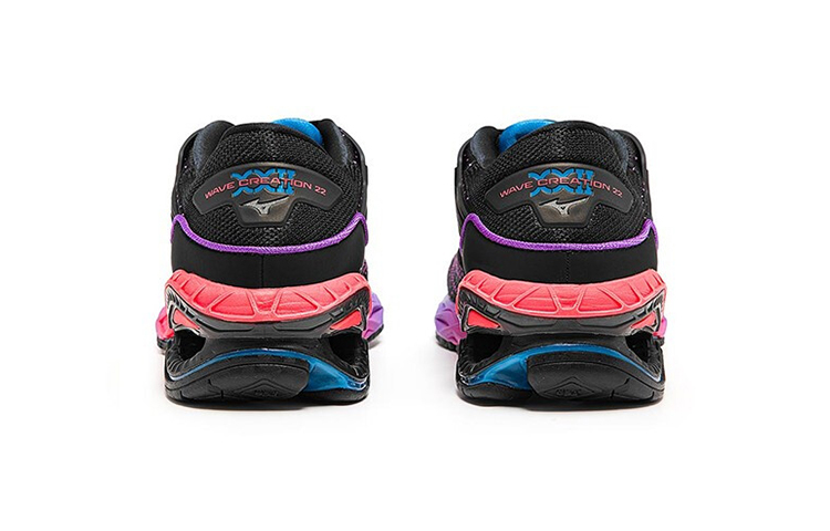 Lookbook Mizuno Wave Creation 22 'Hitam Merah Jambu' J1GC210163