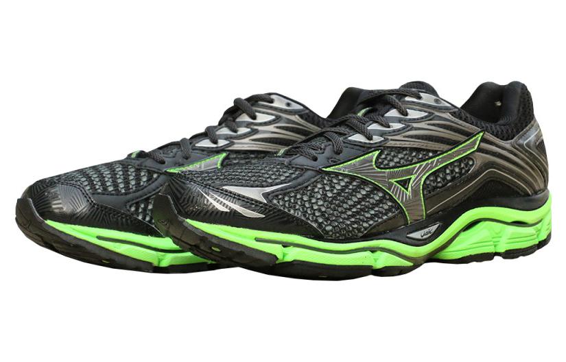 Lookbook Mizuno Wave Enigma 6 Hardloopschoenen J1GC161152