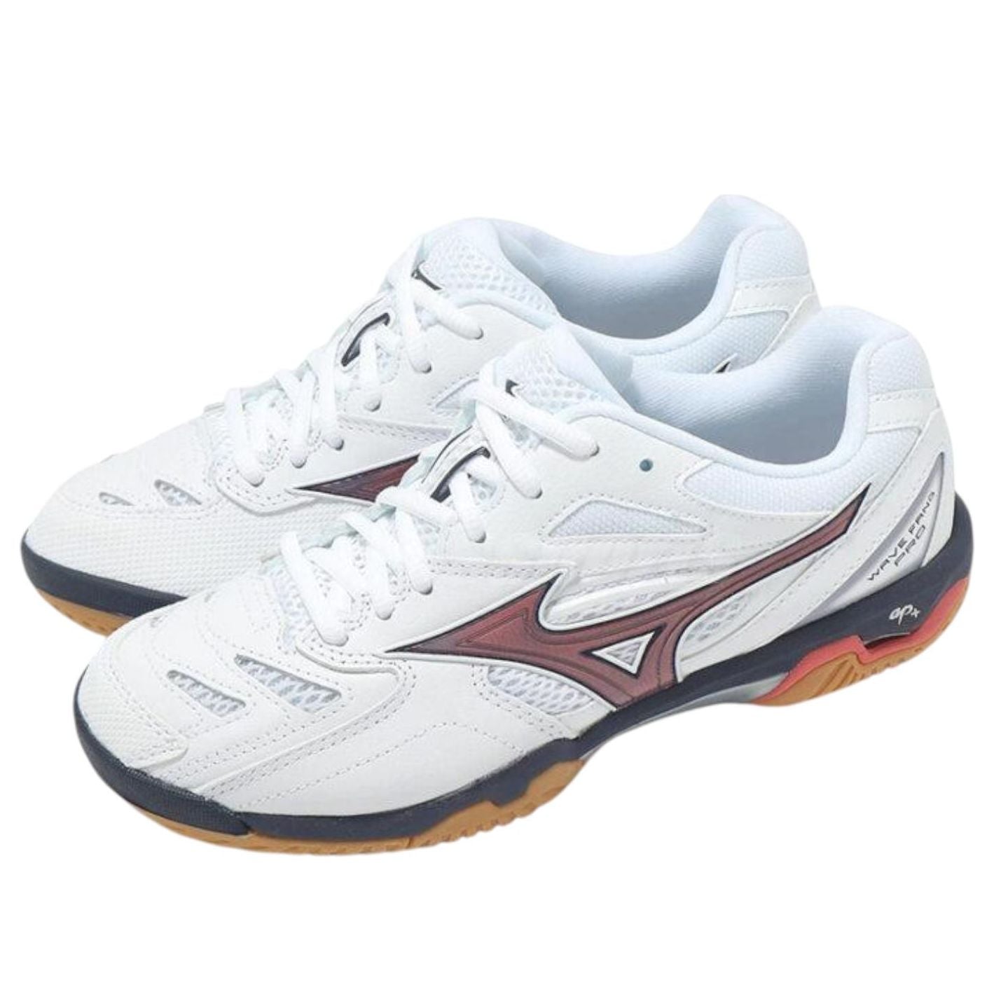 Lookbook ミズノ ウェーブ ファング プロ ''ホワイト ブラック レッド'' 71GA210085