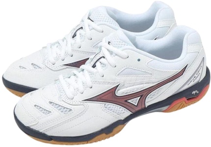 Mizuno Wave Fang Pro ''Putih Hitam Merah'' 71GA210085 Lookbook Mizuno Wave Fang Pro ''Putih Hitam Merah'' 71GA210085