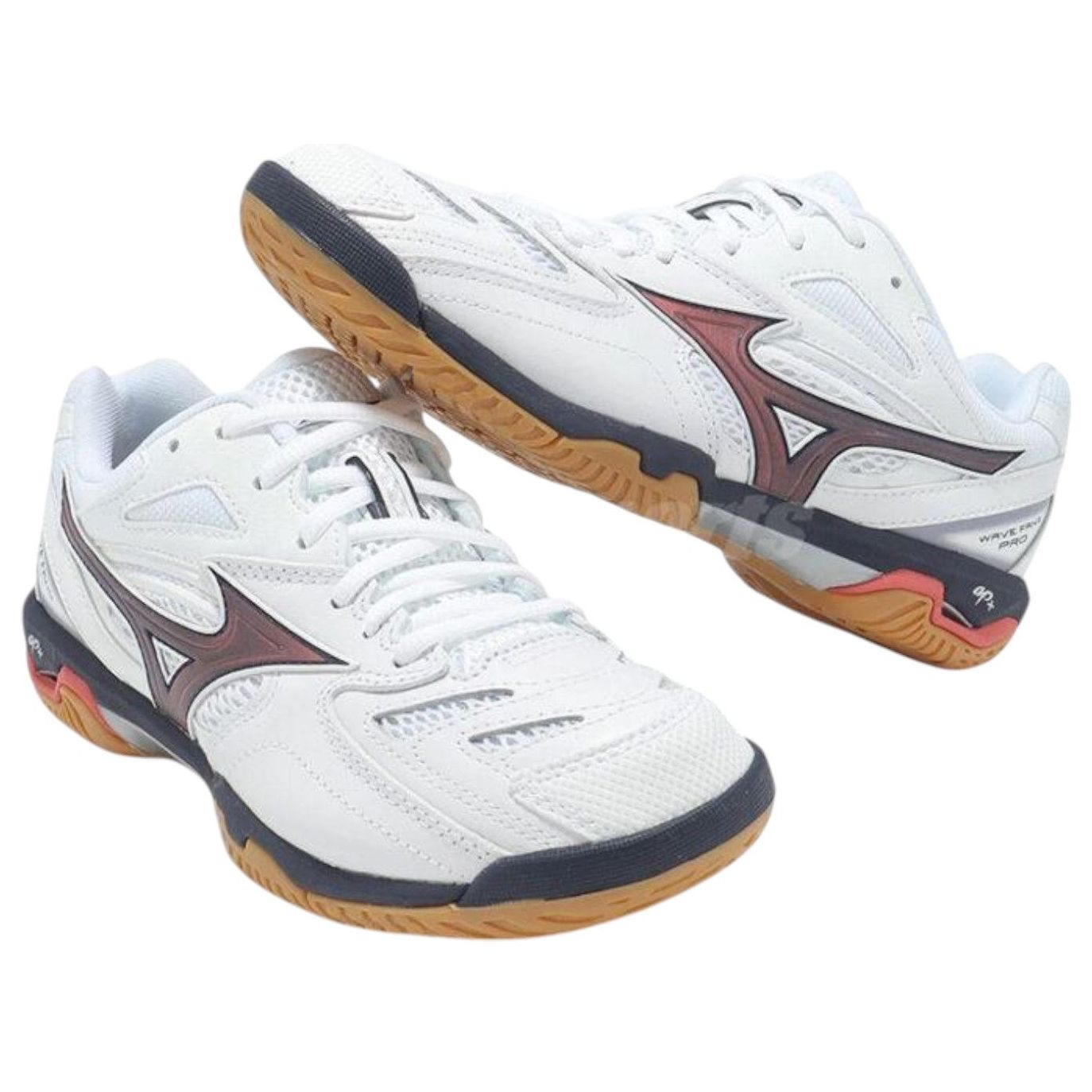 Shop ミズノ ウェーブ ファング プロ ''ホワイト ブラック レッド'' 71GA210085