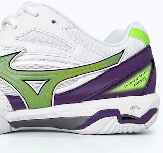 Mizuno 美津濃 WAVE FANG PRO 專業大賽款 防滑耐磨 低筒 羽球鞋 男女同款 白色/綠色/紫色 Details for Mizuno 美津濃 WAVE FANG PRO 專業大賽款 防滑耐磨 低筒 羽球鞋 男女同款 白色/綠色/紫色