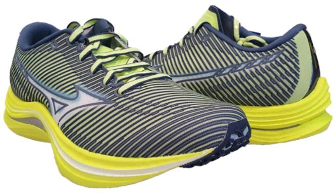 美津浓Wave Fang Zero 羽毛球鞋 J1GD211702 Lookbook 美津浓Wave Fang Zero 羽毛球鞋 J1GD211702