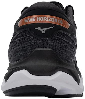 Mizuno Wave Horizon 6 低筒運動鞋 黑色 2E寬 Shop Mizuno Wave Horizon 6 低筒運動鞋 黑色 2E寬