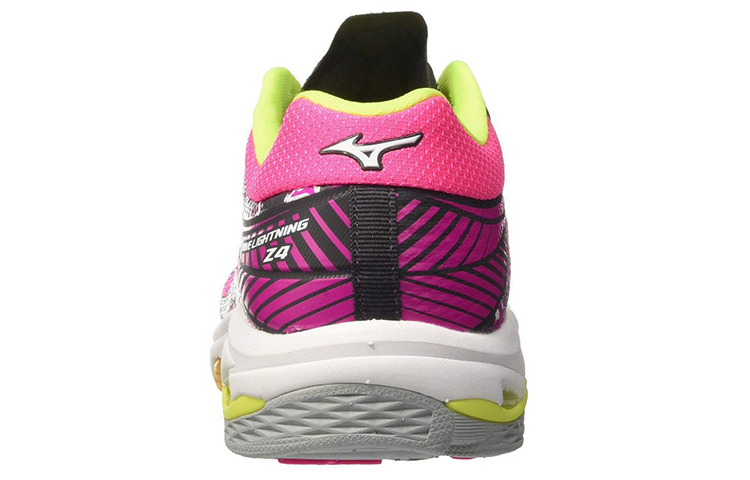 Lookbook Mizuno Wave Lightning Z4 ''Viola Rosa'' V1GC180090