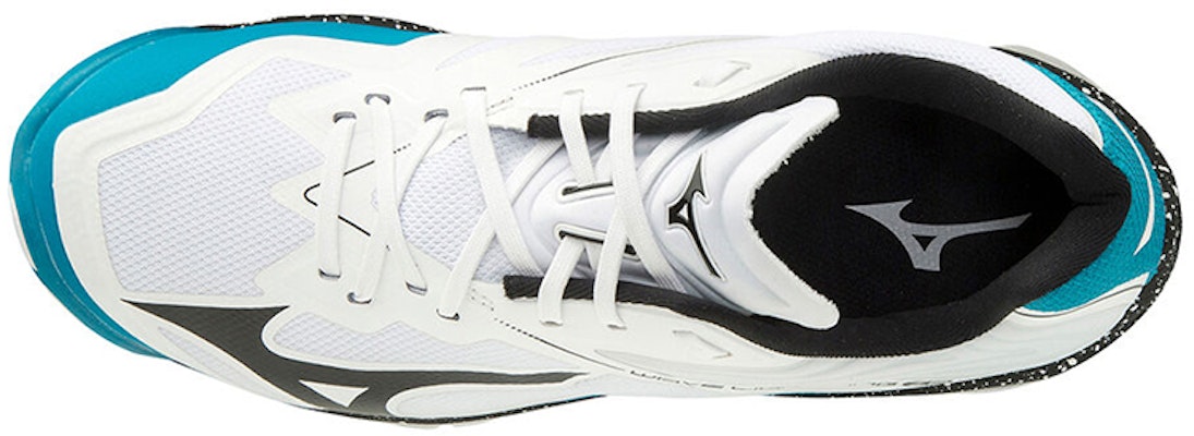 【鑑定詢問】Mizuno Wave Lightning Z6 運動跑步鞋 白藍 Lookbook 【鑑定詢問】Mizuno Wave Lightning Z6 運動跑步鞋 白藍