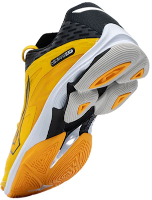 Mizuno Wave Lightning Z7 zapatillas deportivas. V1GA220012 Lookbook Mizuno Wave Lightning Z7 zapatillas deportivas. V1GA220012