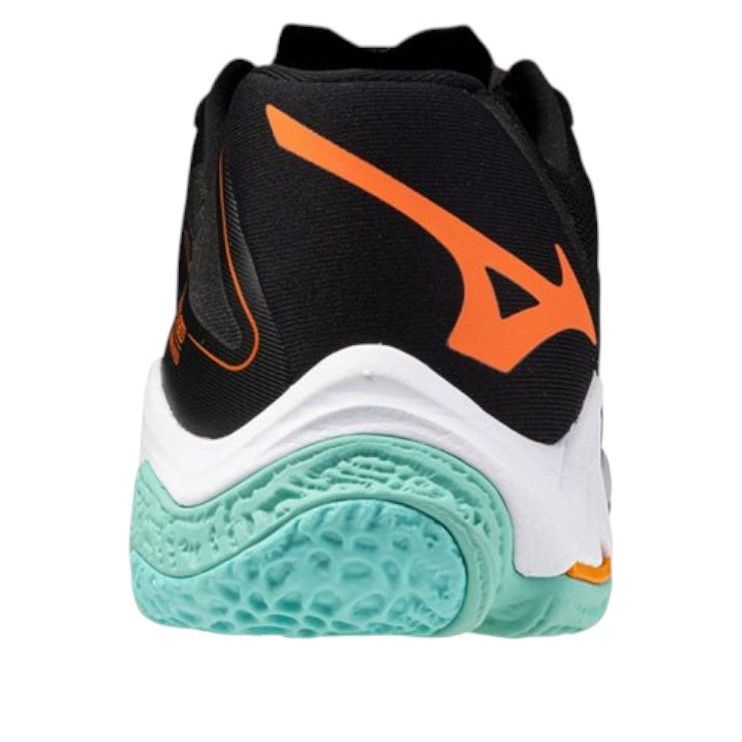 Shop Mizuno Wave Lightning Z8 ''Hitam Tangelo Hijau Ais'' V1GA240007