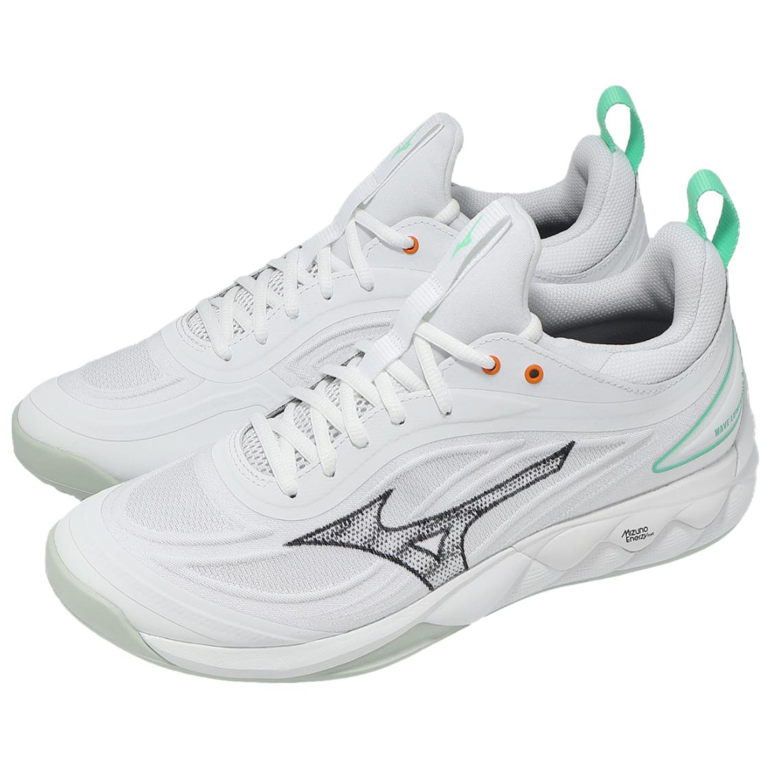 Lookbook Mizuno Wave Luminous 3 ''Putih Hitam'' V1GA242016