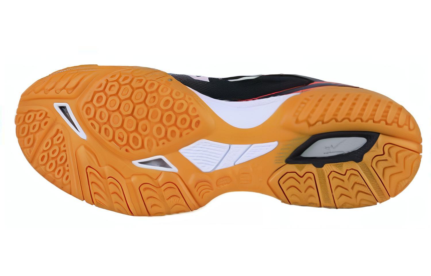 Shop Mizuno Wave Medal 5 減震防滑乒乓球鞋 男女同款 白黑