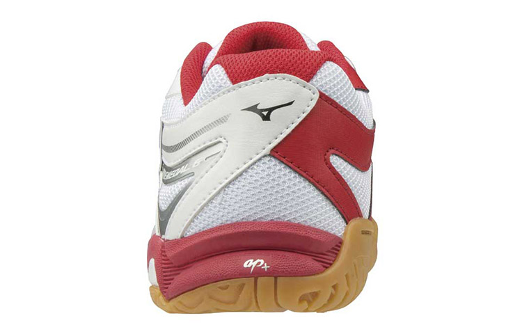 Lookbook Mizuno Wave Medal 6 'Putih Merah Hitam' Sepatu Olahraga 81GA191509