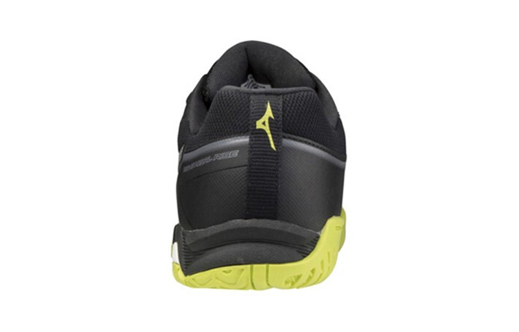 Shop 美津浓 Wave Medal Rise 透氣耐磨防滑乒乓球鞋 男女同款 黑黃