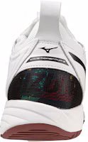 Shop Mizuno Wave Momentum 2 排球鞋 男女皆宜 白色