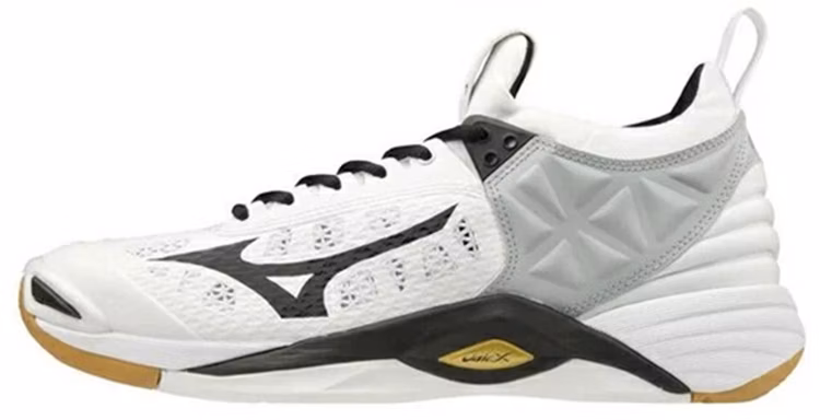 mizuno-wave-momentum-2-black-white-v1-ga-191209