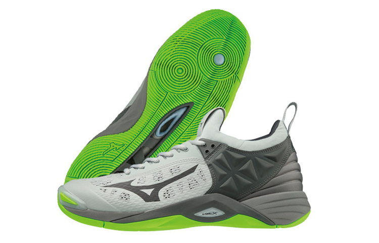 Lookbook Mizuno Wave Momentum 2 'Gris Verde' V1GA191237