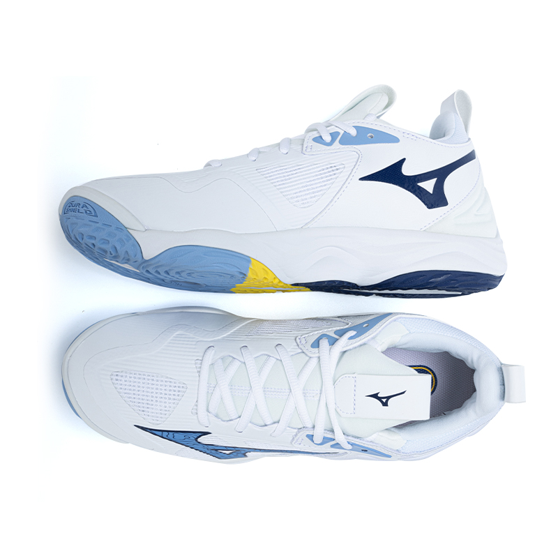 Lookbook Mizuno Wave Momentum 3 ''Putih Bellwether Biru'' V1GA231297