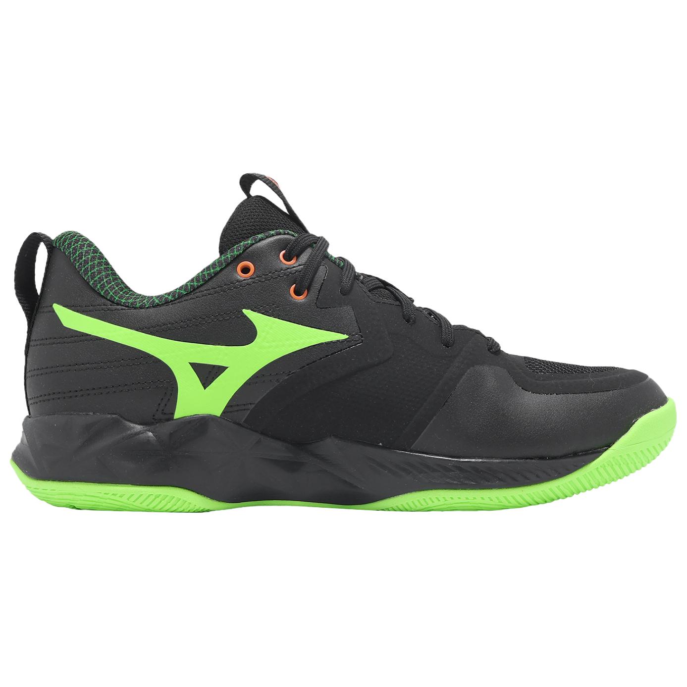 Order Mizuno Wave Momentum Pro ''Hitam Hijau'' V1GA254049