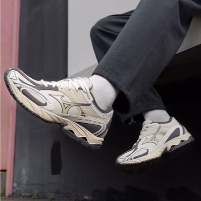 Mizuno Wave Orion 'Versatile Comfort LowTop Beige' D1GH232101 Sizing Mizuno Wave Orion 'Versatile Comfort LowTop Beige' D1GH232101