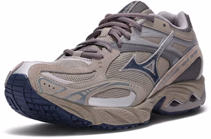 Lookbook Mizuno WAVE ORION 舒適百搭 低筒 生活休閒鞋 男女同款 灰褐色