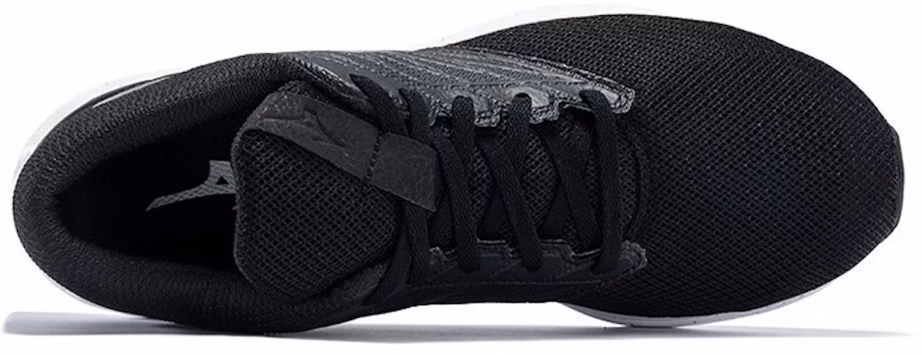 Mizuno Wave Polaris 'Hitam Perak' J1GC198109 Lookbook Mizuno Wave Polaris 'Hitam Perak' J1GC198109