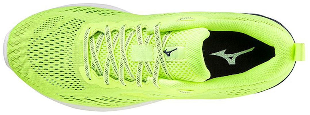 Mizuno Wave Revolt 低筒緩震反彈跑步鞋 螢光黃 Lookbook Mizuno Wave Revolt 低筒緩震反彈跑步鞋 螢光黃