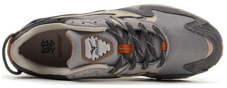 Mizuno Wave Rider 10 'Abu Pumpkin Spice' D1GA226601 Lookbook Mizuno Wave Rider 10 'Abu Pumpkin Spice' D1GA226601