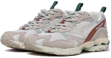 미즈노 웨이브 라이더 10 프리미엄 '실버 클라우드' (57 characters) D1GA242601 Lookbook 미즈노 웨이브 라이더 10 프리미엄 '실버 클라우드' (57 characters) D1GA242601