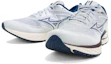Lookbook Mizuno Wave Rider 27 SSW ''Papyrus Blu Opale'' J1GC237605