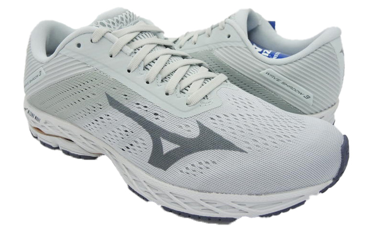 Lookbook Mizuno Wave Shadow 3 耐磨低筒跑步鞋 灰