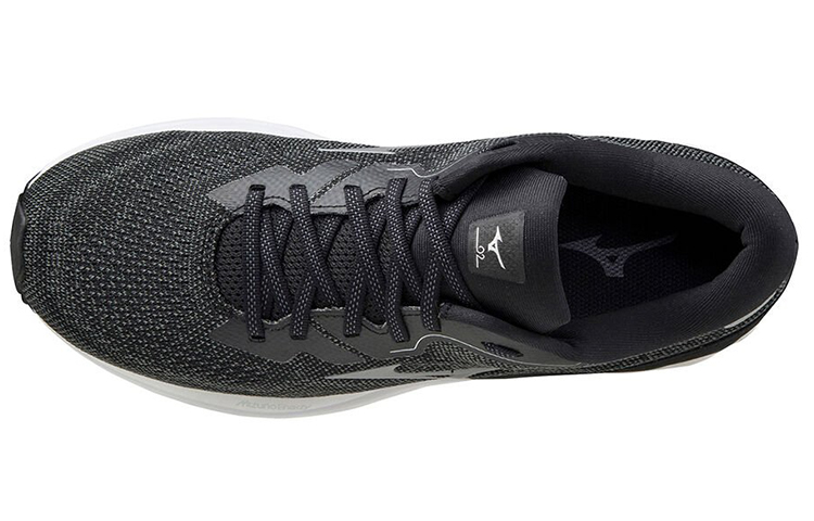 Lookbook Mizuno Wave Skyrise 2 ''Schwarz Weiß'' J1GC210953