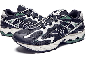 Shop Mizuno Wave Solar V2 'Black Lifestyle Low' D1GH231807