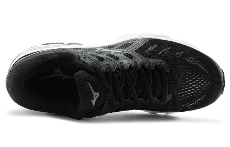 Lookbook 美津浓Wave Ultima 12黑色跑鞋 J1GC211836