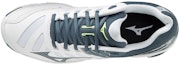 Lookbook Mizuno Wave Voltage 'Putih Kelabu' V1GA216038