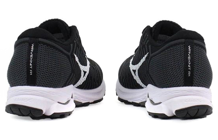 Lookbook ミズノ ウェーブニットR1 白黒 (Mizuno Uēbunitto R1 Shirokuro) J1GC182402