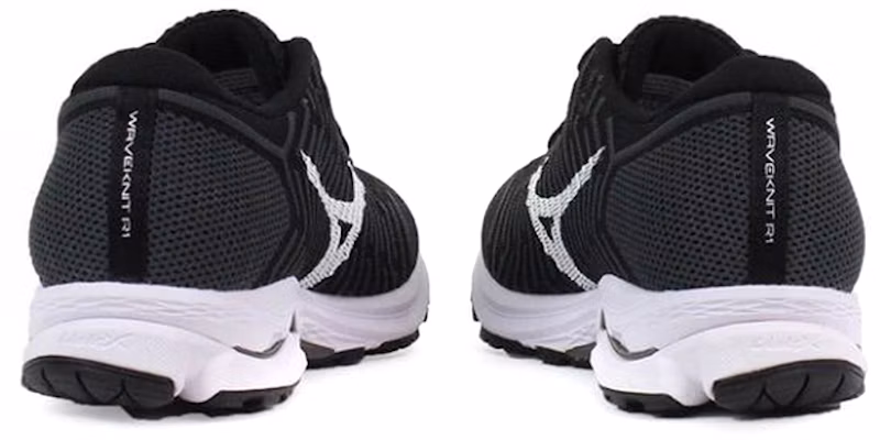 ミズノ ウェーブニットR1 白黒 (Mizuno Uēbunitto R1 Shirokuro) J1GC182402 Lookbook ミズノ ウェーブニットR1 白黒 (Mizuno Uēbunitto R1 Shirokuro) J1GC182402