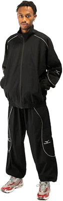 Mizuno x One Block Down FW23 Reflective Trim Unisex Black Sports Jacket OBD-0043BLK Buy Mizuno x One Block Down FW23 Reflective Trim Unisex Black Sports Jacket OBD-0043BLK