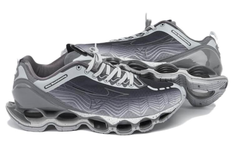 Shop White Mountaineering x Mizuno Prophecy X 低筒 跑步鞋 男款 灰藍