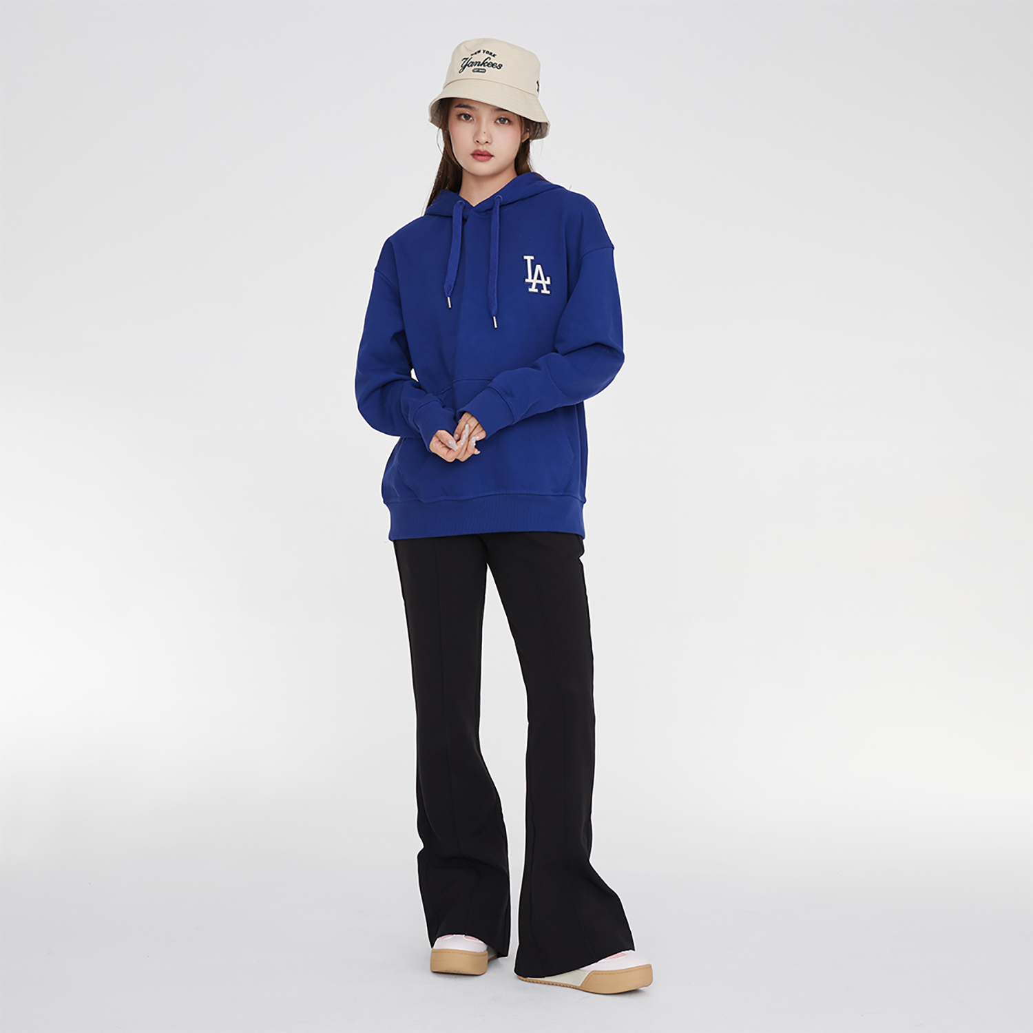 MLB 23FW Los Angeles Dodgers Logo Print Hoodie Blue Unisex 3AHDO0134-07RBS 圖 5