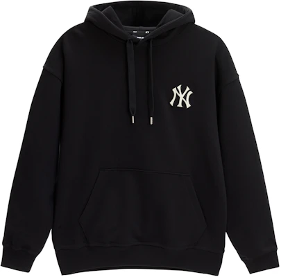 MLB 23FW 紐約洋基隊標誌印花連帽衫 男女款 黑色 3AHDO0134-50BKS Lookbook MLB 23FW 紐約洋基隊標誌印花連帽衫 男女款 黑色 3AHDO0134-50BKS