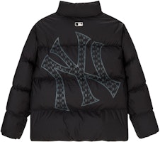 MLB 23FW New York Yankees Retro Monogram Puffer Jacket Unisex Black Short款 3ADJM0636-50BKS MLB 23FW New York Yankees Retro Monogram Puffer Jacket Unisex Black Short款 3ADJM0636-50BKS