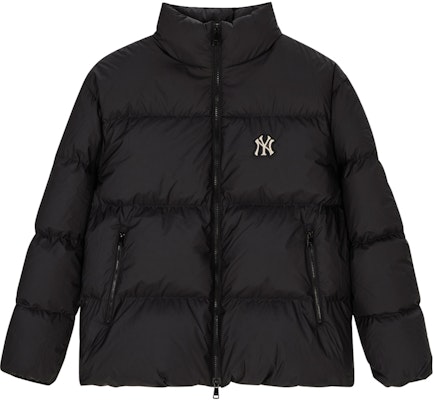 Chaqueta Puffer Unisex Negra Retro Monogram New York Yankees MLB 23FW Corto 3ADJM0636-50BKS Lookbook Chaqueta Puffer Unisex Negra Retro Monogram New York Yankees MLB 23FW Corto 3ADJM0636-50BKS